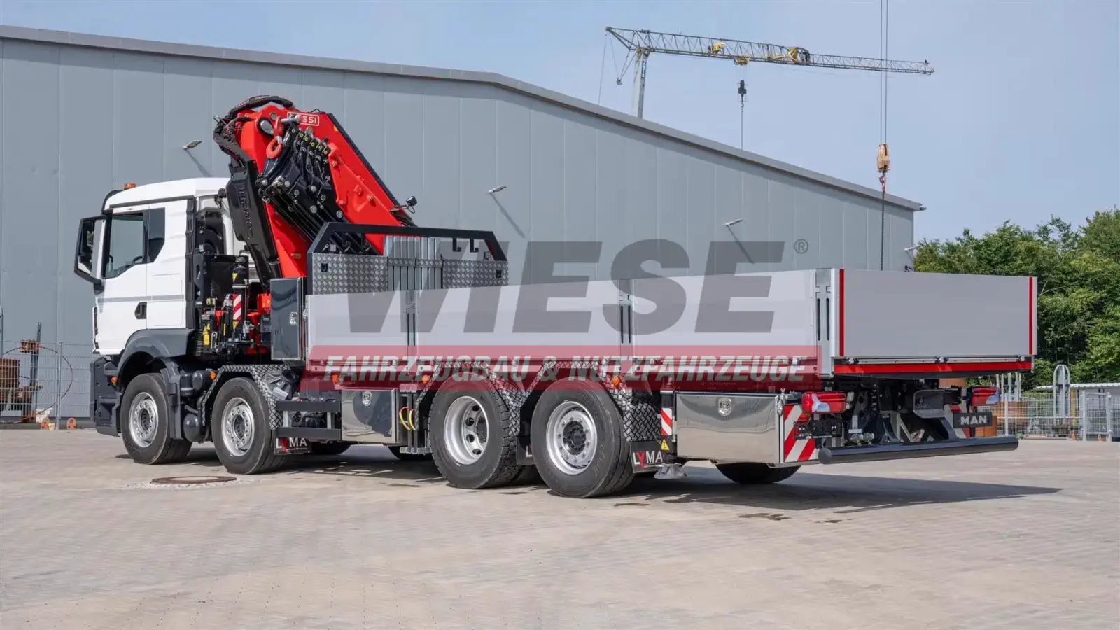 MAN 35.470 8x2 Kran F710 RA2.26