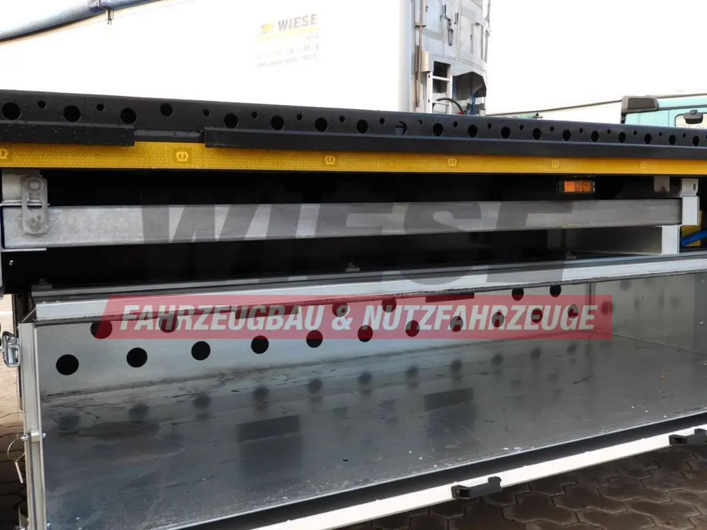 Krone SDP 27 Plattform Auflieger