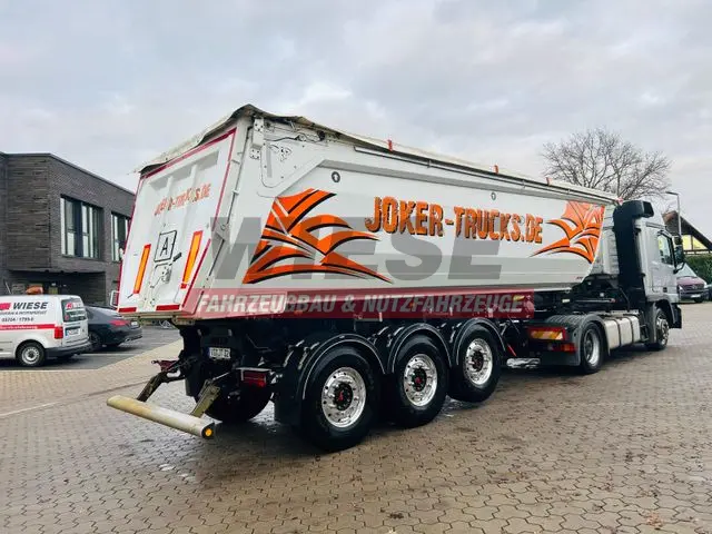 MEGA Neuwertig Stahlkipper - E-Verdeck - 30 m³