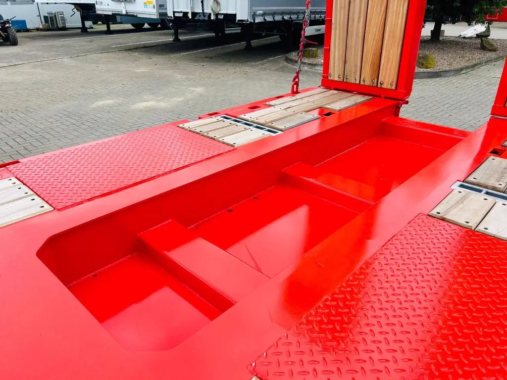 Kässbohrer KSLA RJ Mega Jumbo Tieflader mit Radmulden tele