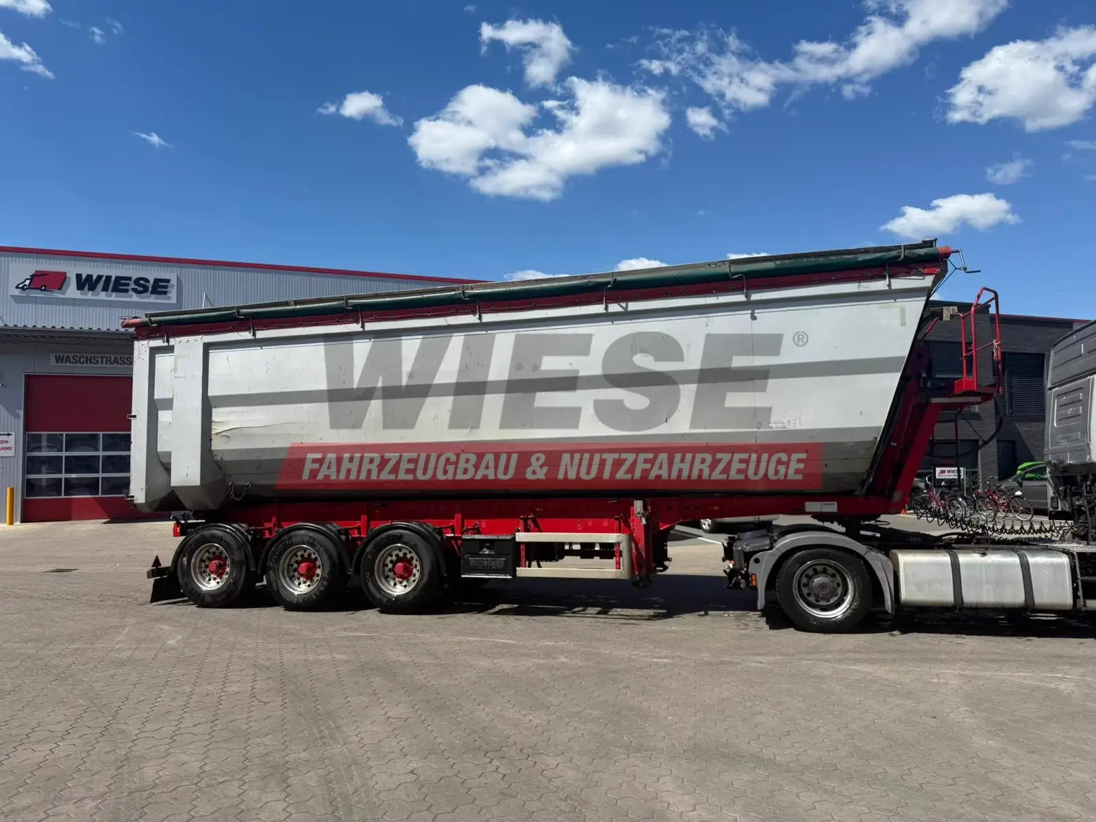 Kempf SKM 35/3 Stahl Kipper 50m³ Schrott