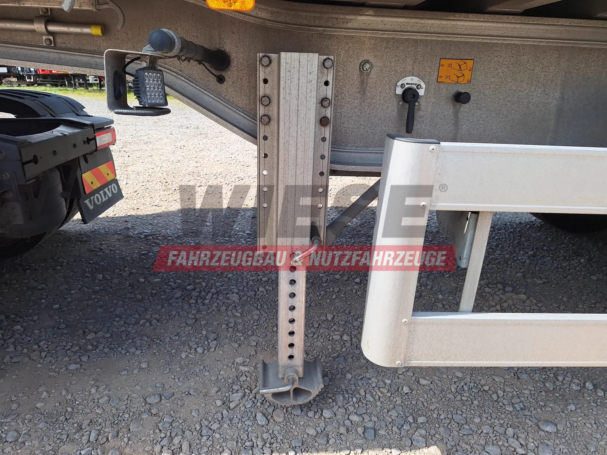 Benalu Bulkliner S 95  50m³ Kombiklappe