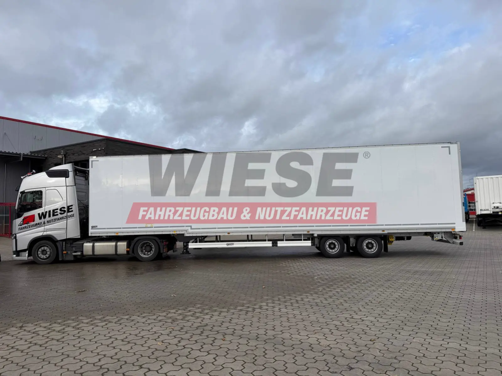 Talson TGG TAL 12/18 Mega Kofferauflieger Kleidung 99m³