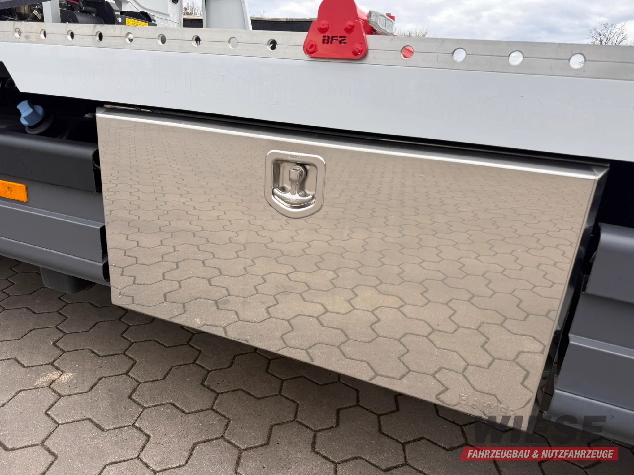 Mercedes-Benz Atego 918L Autotransporter mit BFZ Anhänger