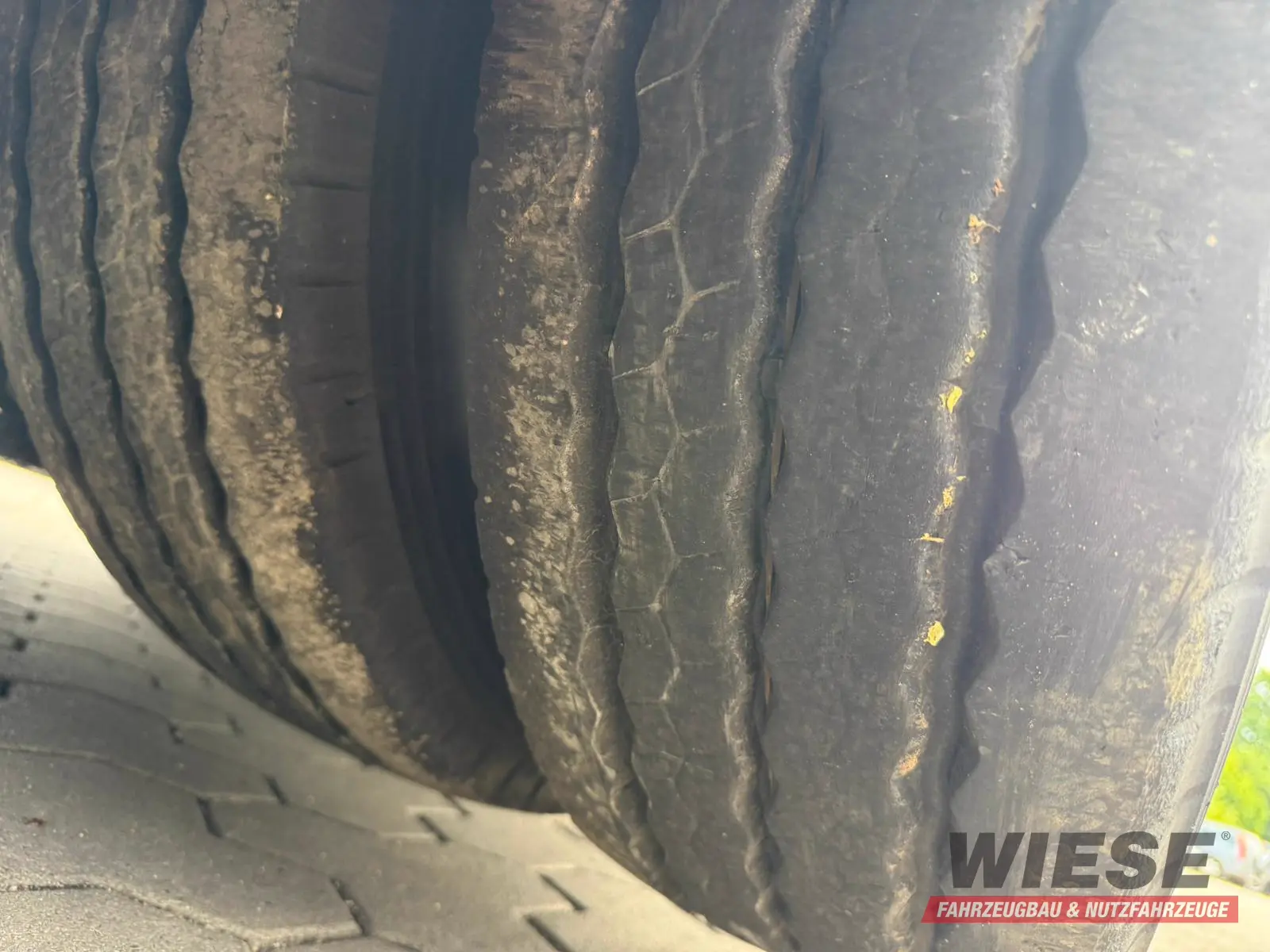 Kässbohrer K.SLS Eco Tiefbett Rampen