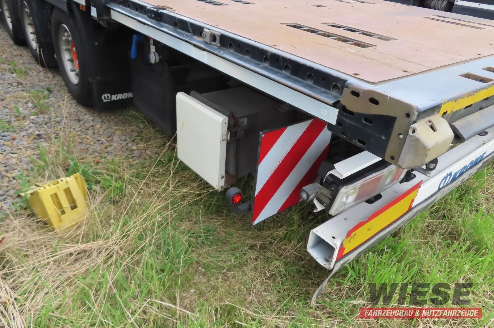 Krone SDP 27 Mega Stahlmatten Auflieger