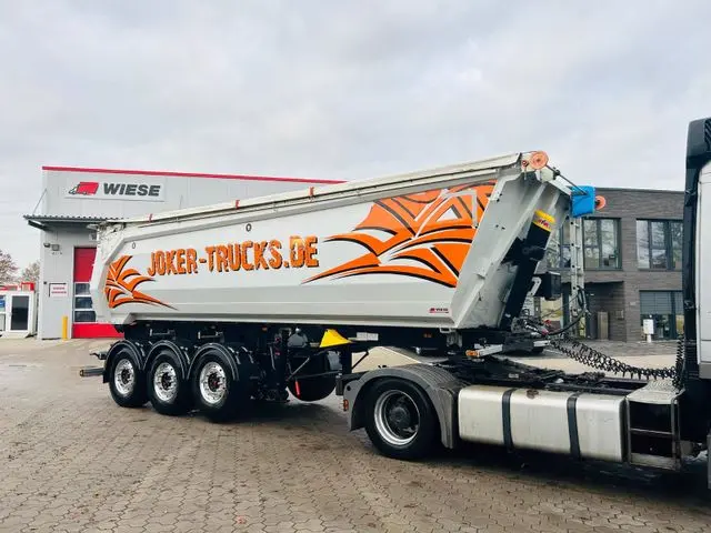 MEGA Neuwertig Stahlkipper - E-Verdeck - 30 m³