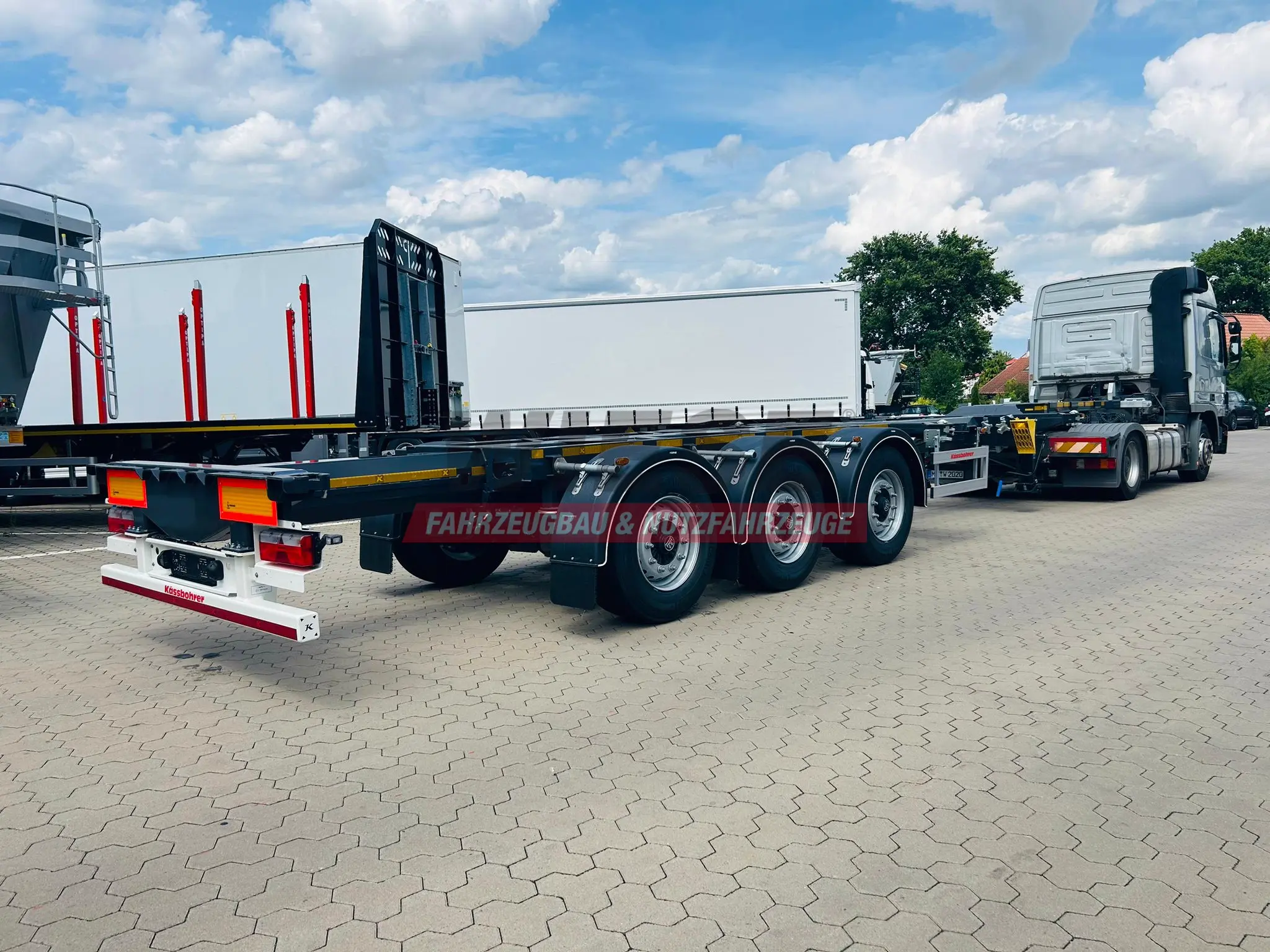 Kässbohrer K.SHG Multi Containerchassis ausziehbar