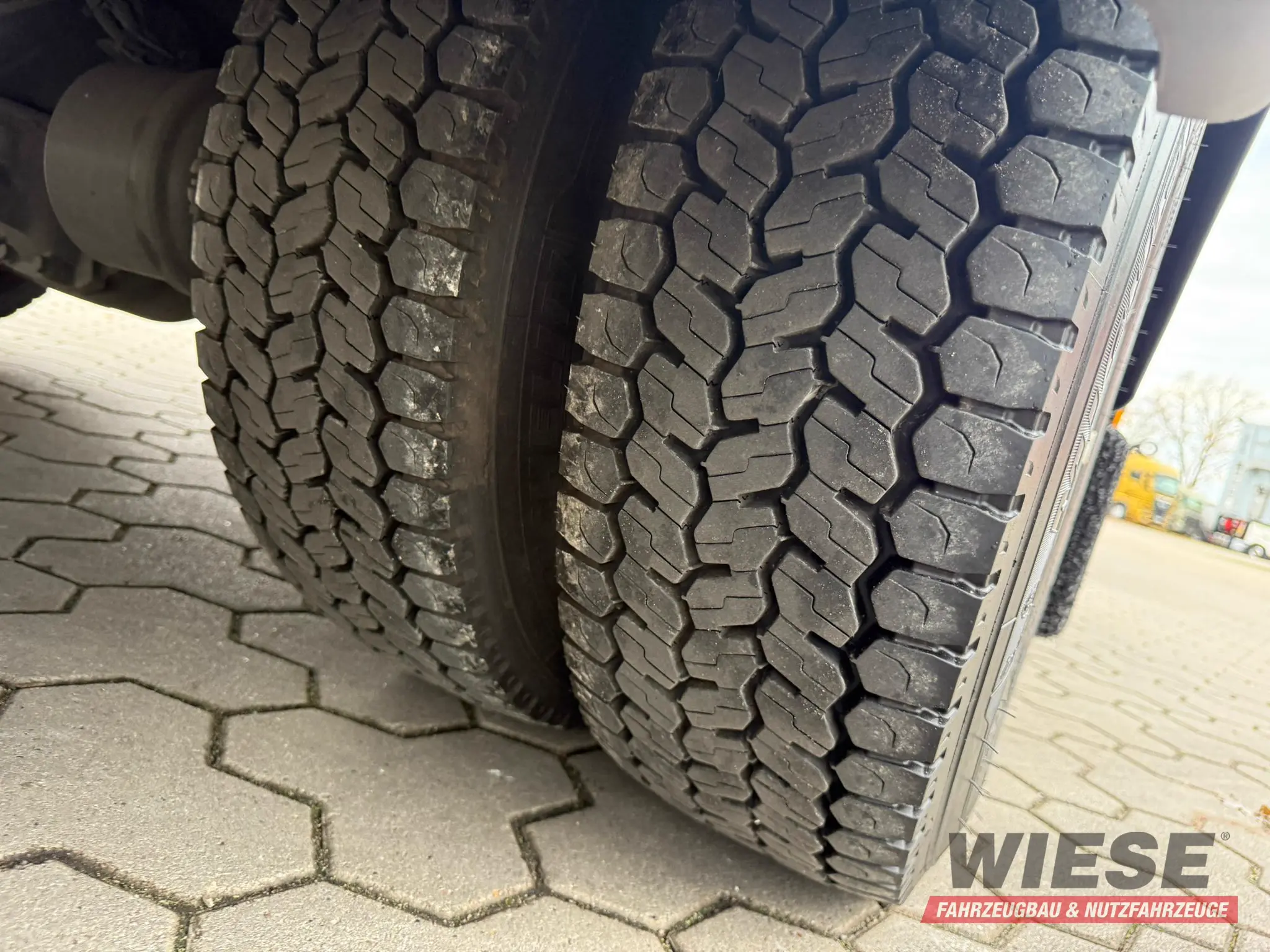 Mercedes-Benz Atego 918L Autotransporter mit BFZ Anhänger