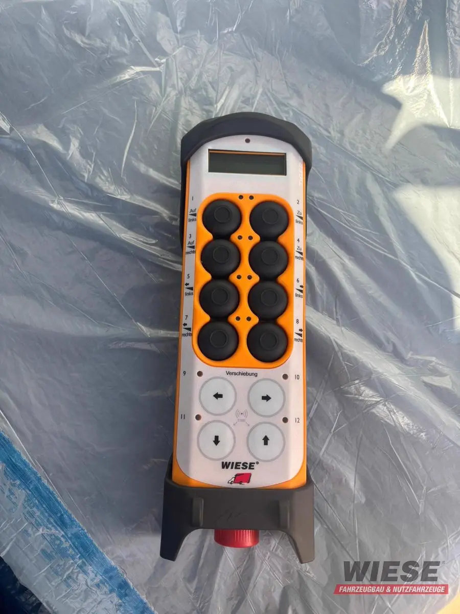 MAN Baumaschinen-  Arbeitsbühnentransporter Rampen