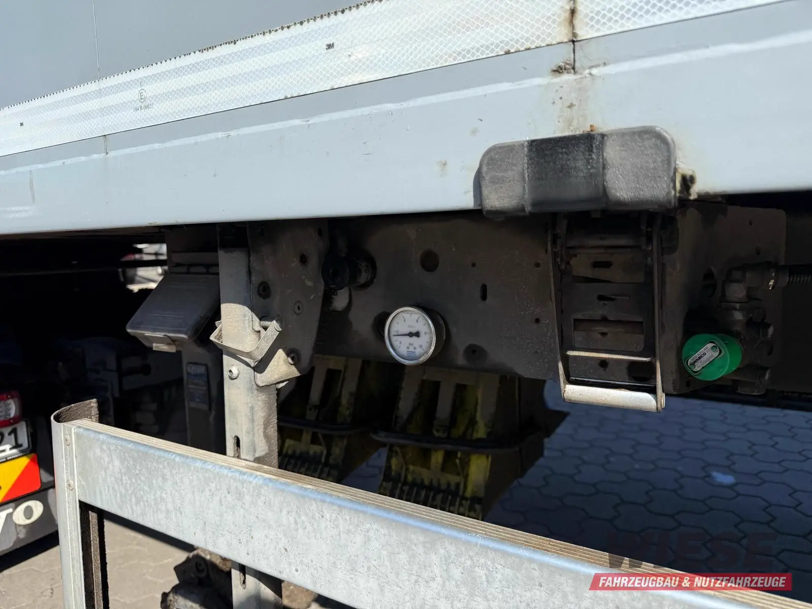 Knapen K100 Schubboden 92m³ 10 mm Boden, top Zustand