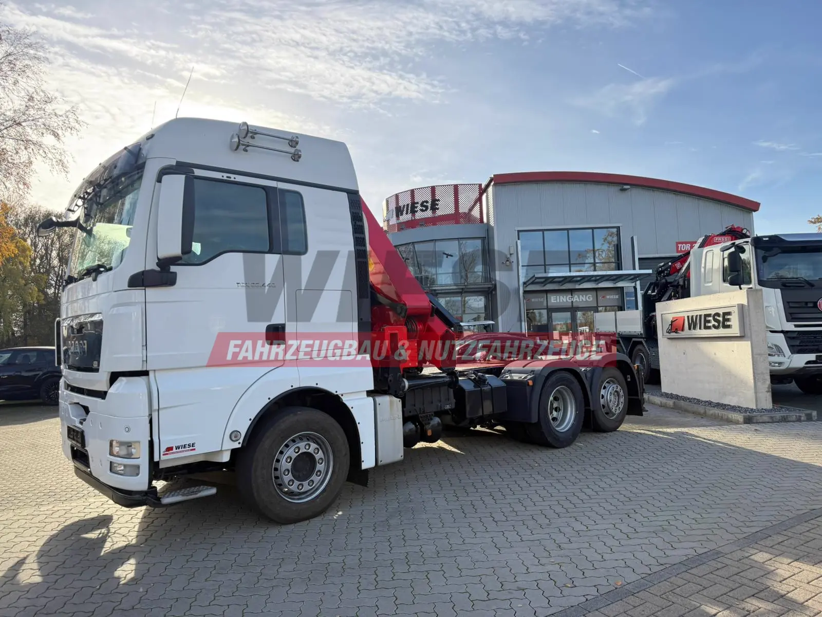 MAN TGX 26.440 6x2 mit HMF 3000-5 Kran TÜV NEU