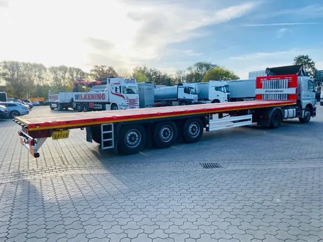 Kässbohrer SPS Maxima Schwerlast Plattform Auflieger