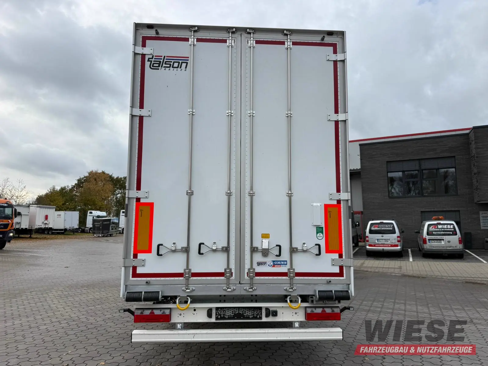 Talson TGG TAL 12/18 Mega Kofferauflieger Kleidung 99m³