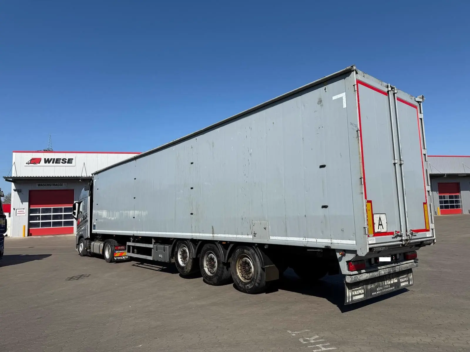 Knapen K100 Schubboden 92m³ 10 mm Boden, top Zustand
