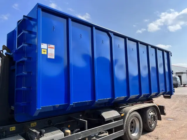 Andere Abrollcontainer neu, 37 m³, 7 m. Garant 15 to