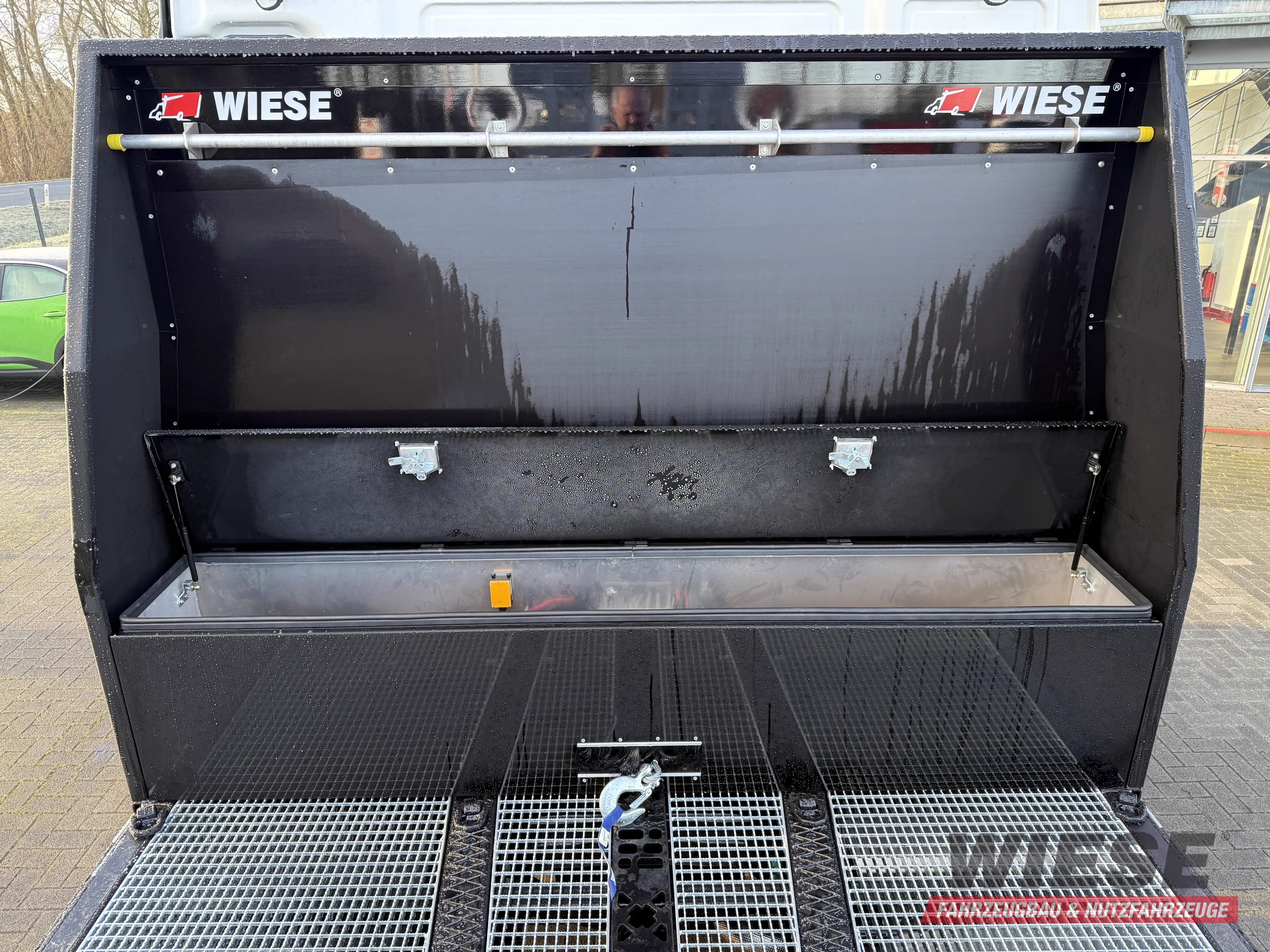 MAN Baumaschinen- Arbeitsbühnentransporter Rampen