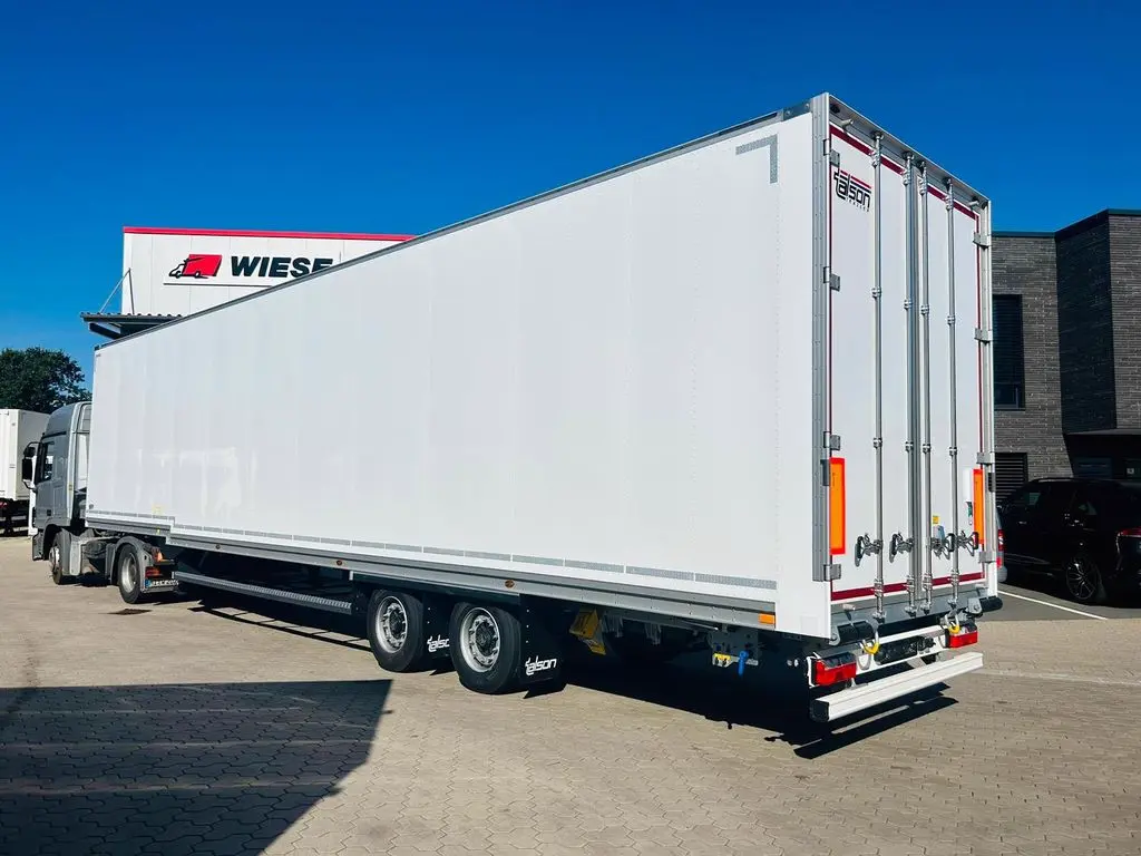 Talson 2-Achs Mega Kofferauflieger  Event Trucking