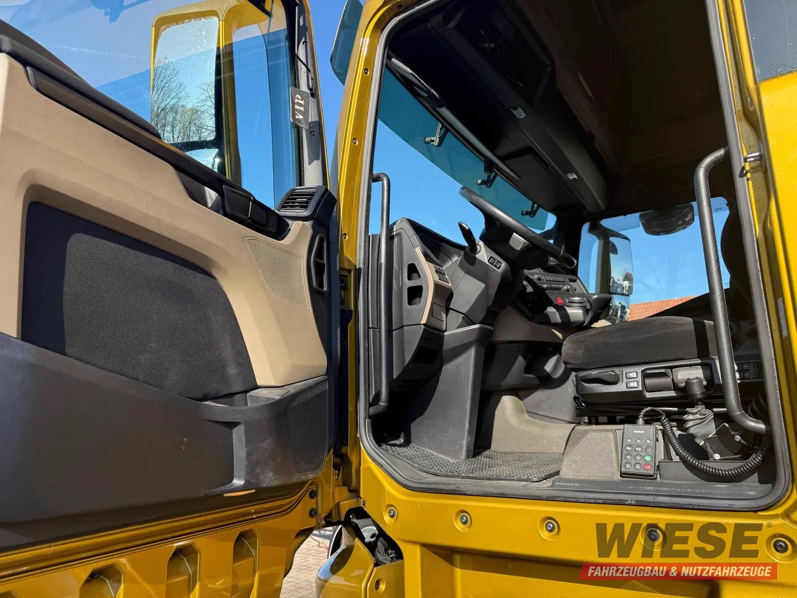 MAN TGX 18.510 LL Schubboden Hydraulik ( Motor Neu )