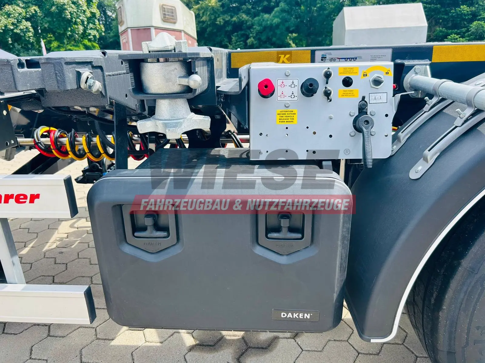 Kässbohrer K.SHG Multi Containerchassis ausziehbar