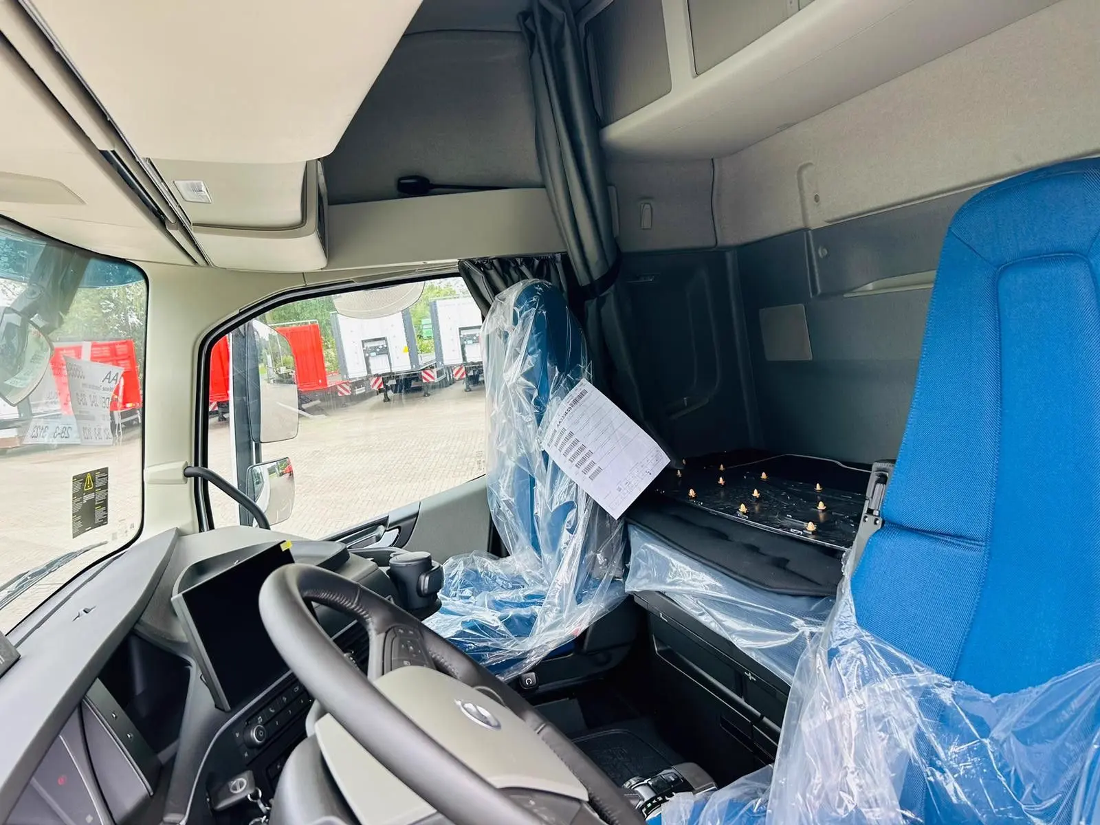 Volvo FH 500 8x2 Arbeitsbühnen Transporter LBW 9t