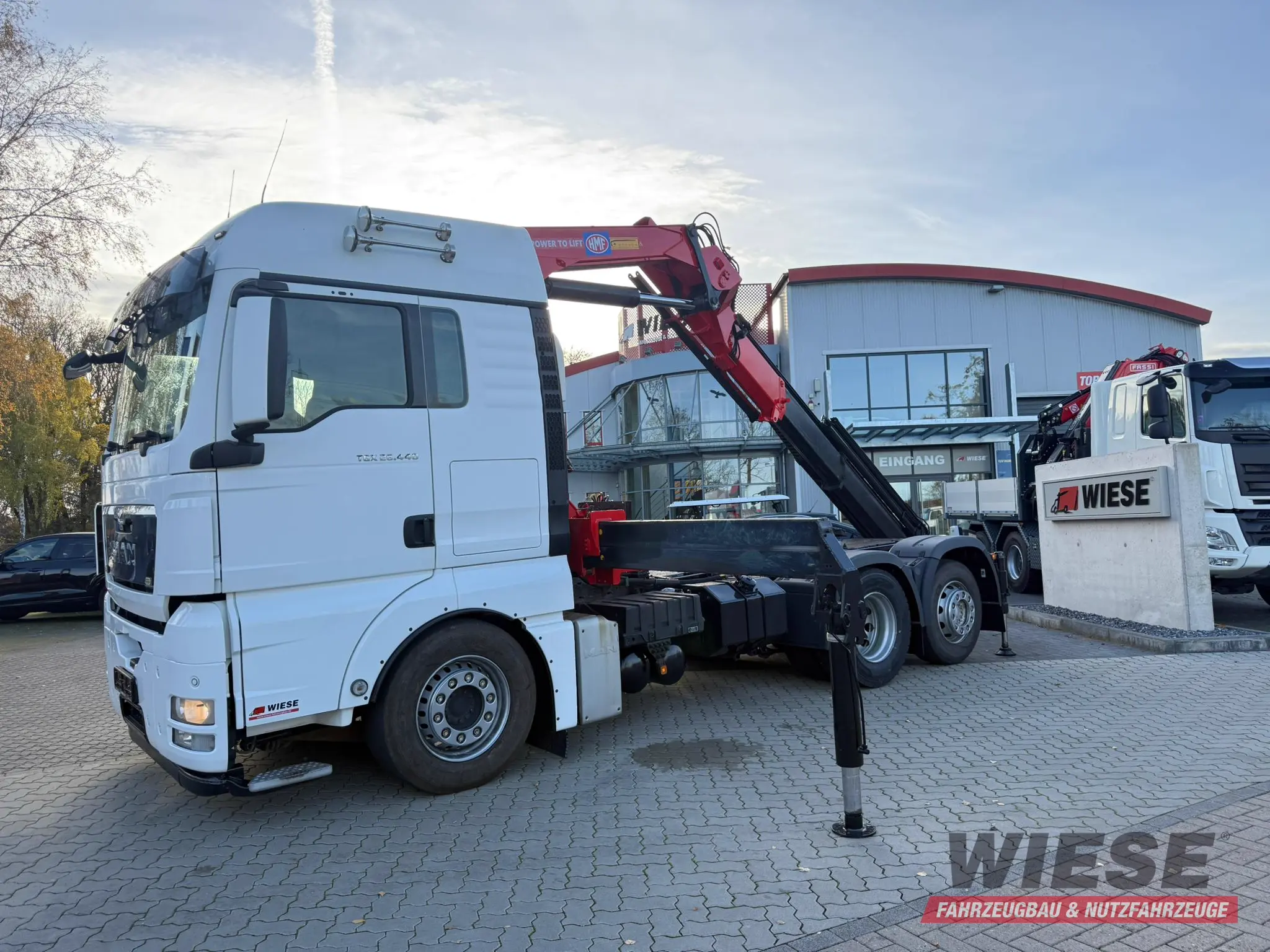MAN TGX 26.440 6x2 mit HMF 3000-5 Kran TÜV NEU