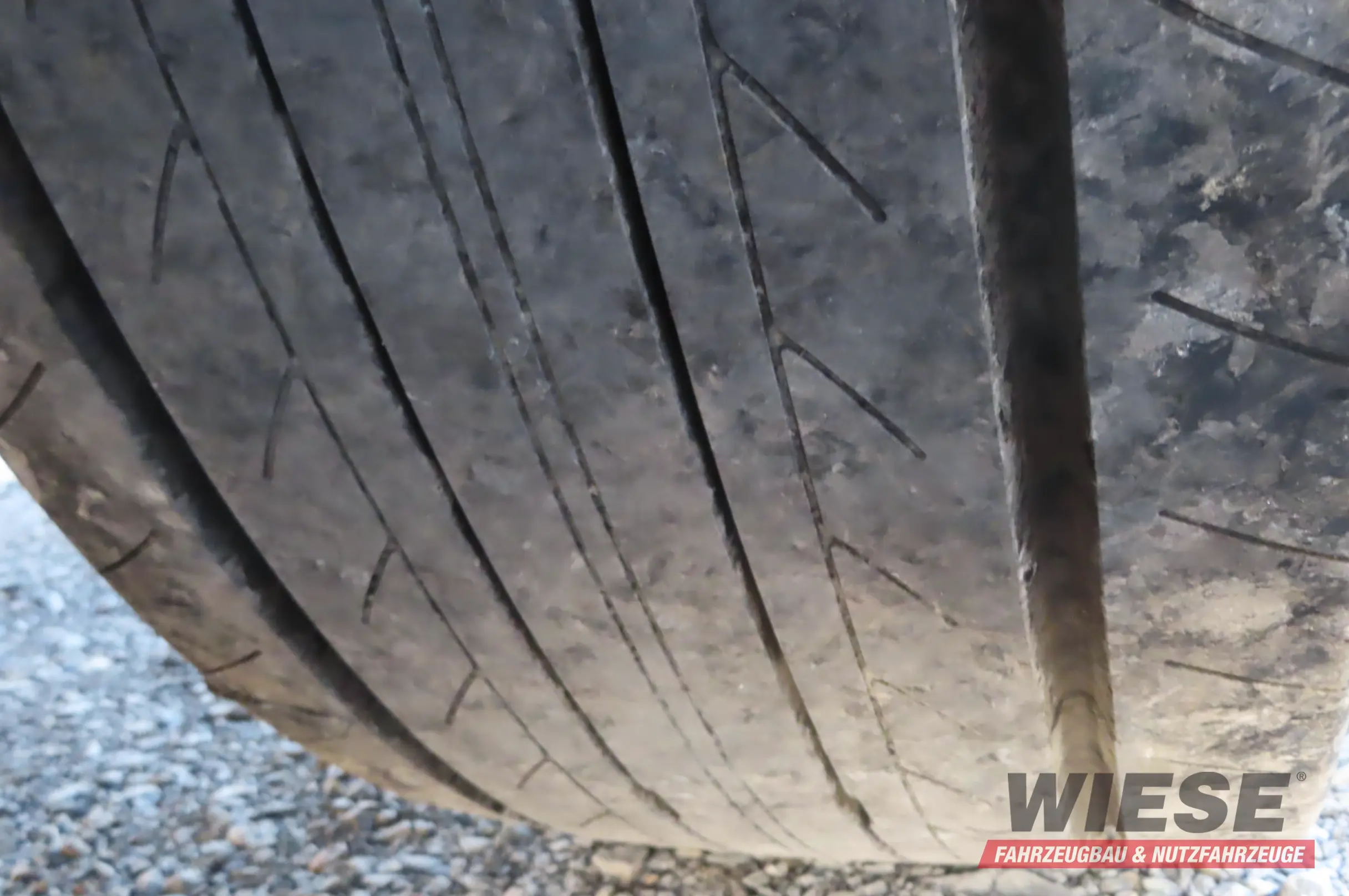 Benalu Benalu Kipper Landliner 50m³